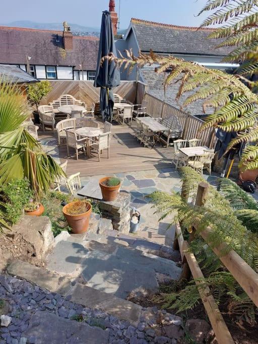 Llandudno Apartment, Quirky Pub With Tropical Beer Garden Exteriér fotografie