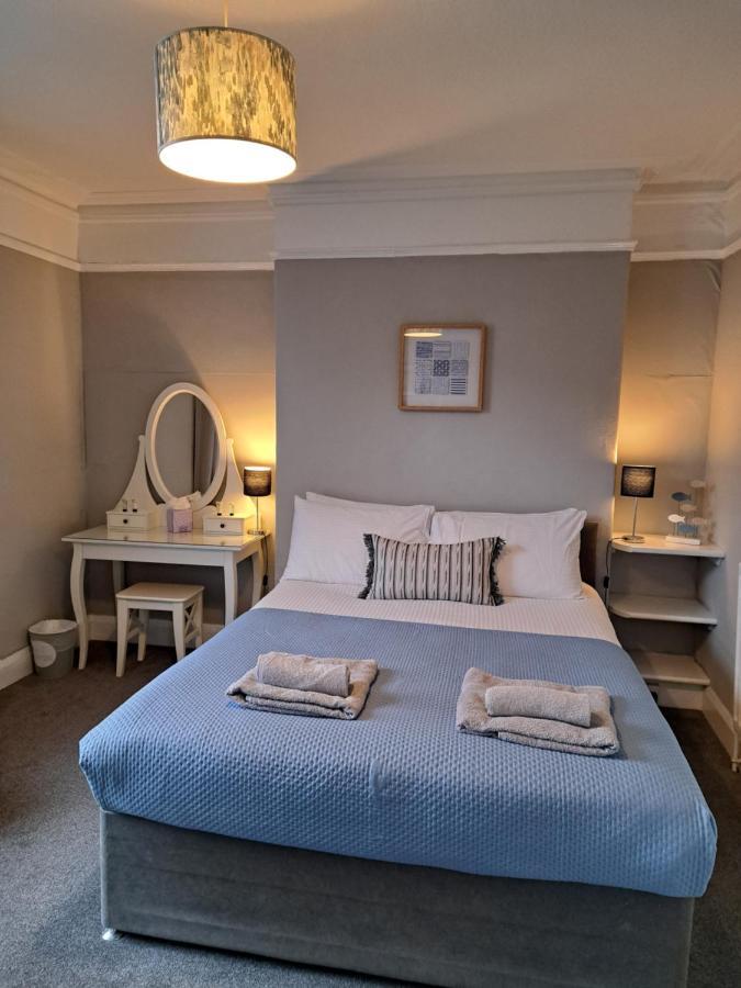 Llandudno Apartment, Quirky Pub With Tropical Beer Garden Exteriér fotografie