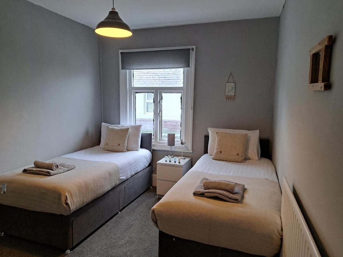 Llandudno Apartment, Quirky Pub With Tropical Beer Garden Exteriér fotografie